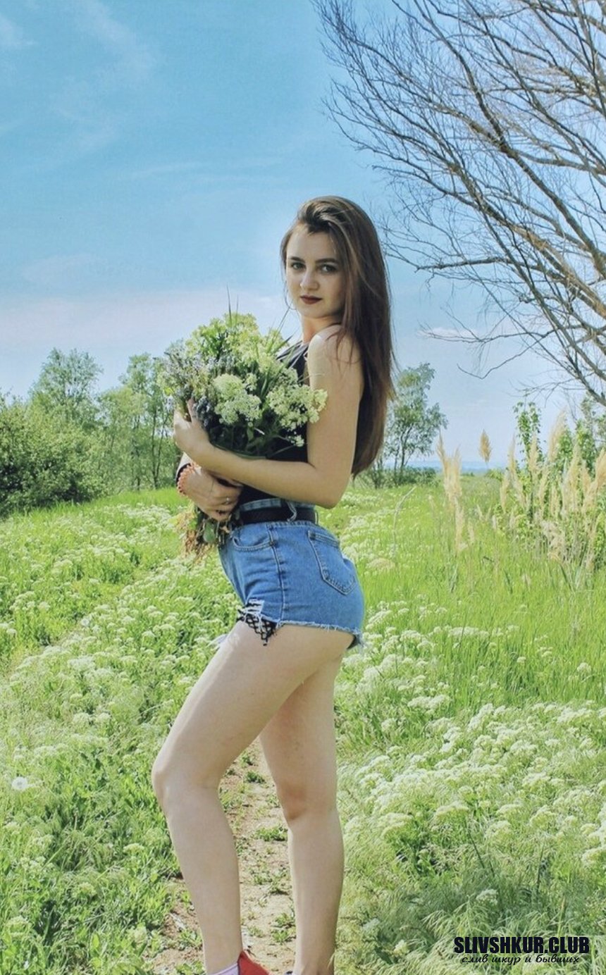 Слив шкуры Ангелина Зодченко с интим фото и видео